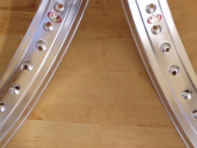 D.I.D. Aluminium-Hochschulterfelgen 1.85x19